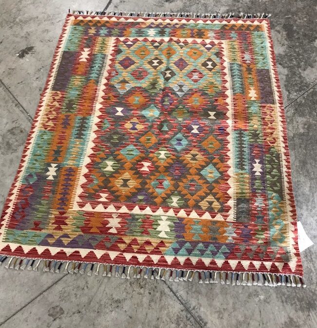 AFGHAN / KILIM